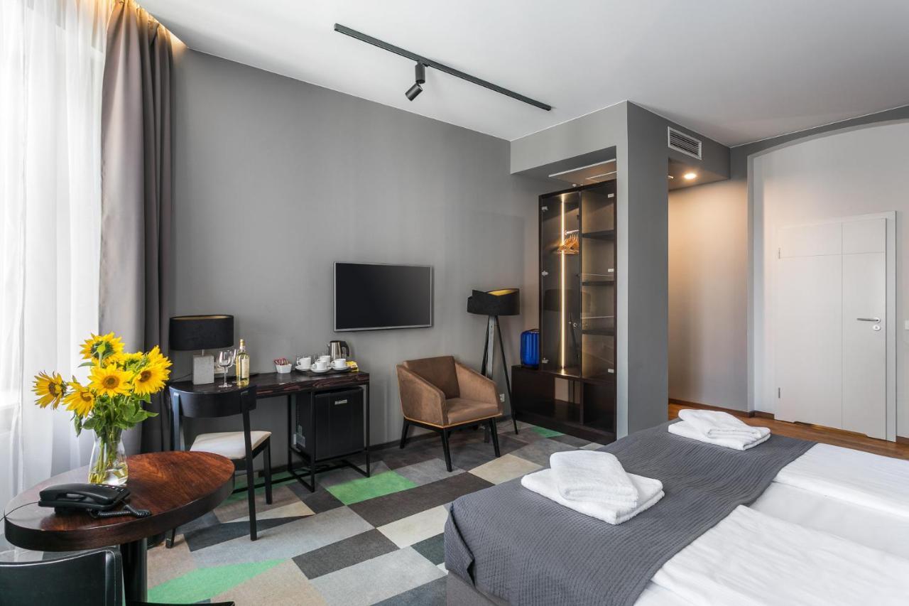 Superior Apartment