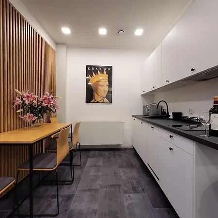 Dada Premium Aparthotel-3